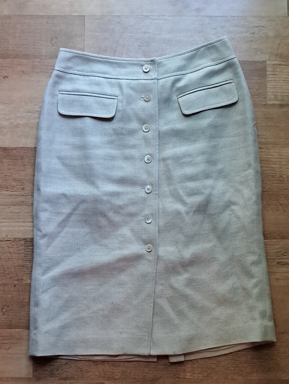 Brooks Brothers Beige Button-Front Pencil Skirt - office chic, career wear